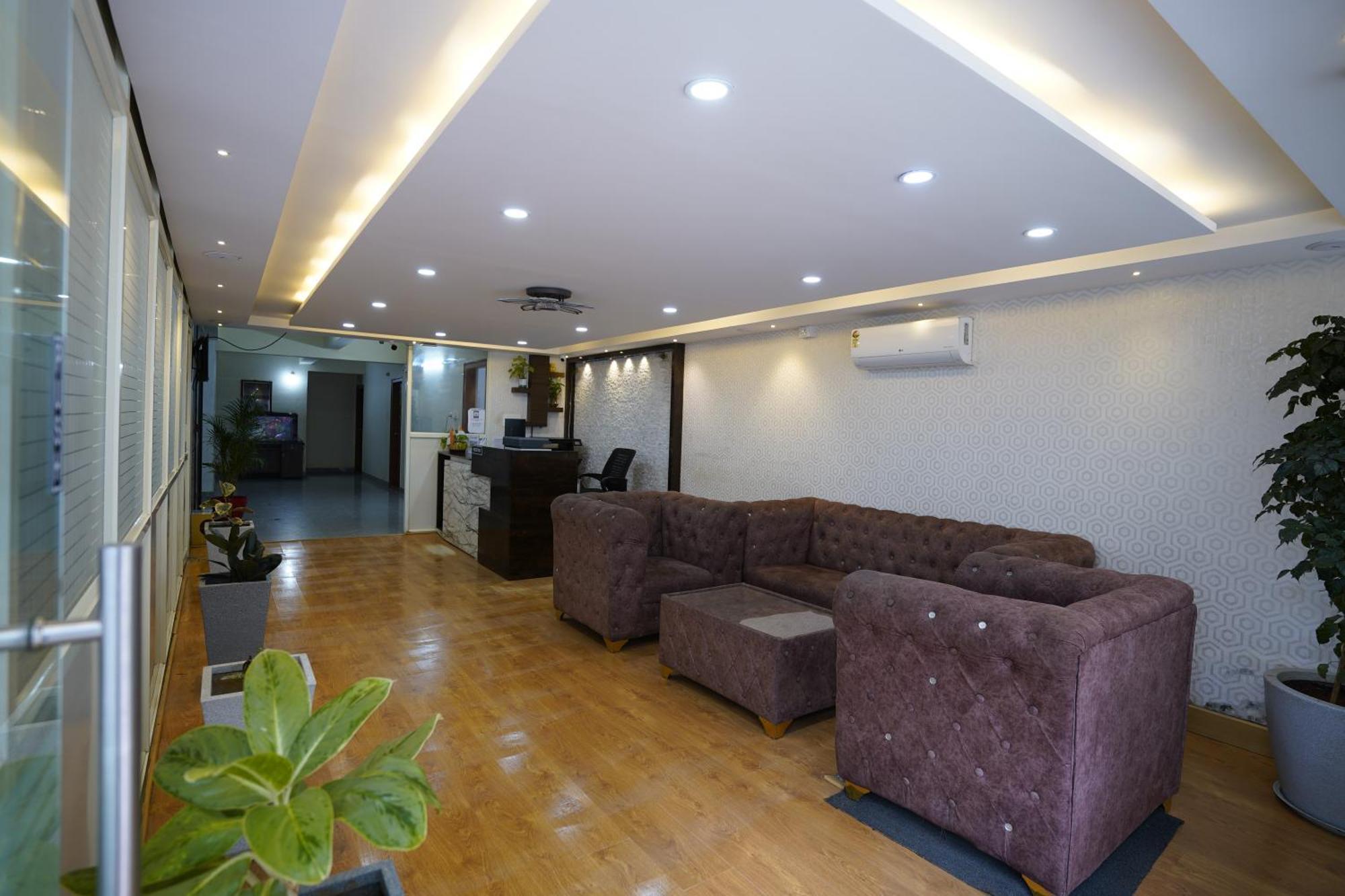 Sai Bliss Residency, Manyata Tech Park Hotel บังกาลอร์ ภายนอก รูปภาพ