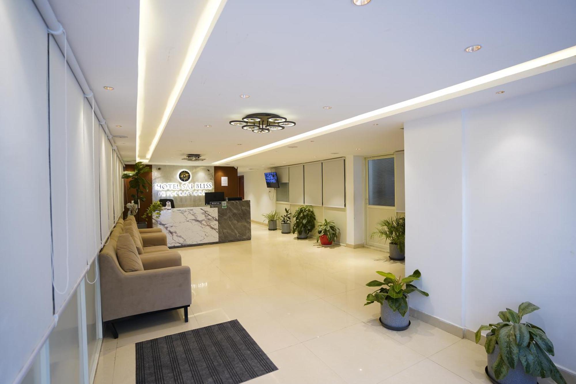 Sai Bliss Residency, Manyata Tech Park Hotel บังกาลอร์ ภายนอก รูปภาพ