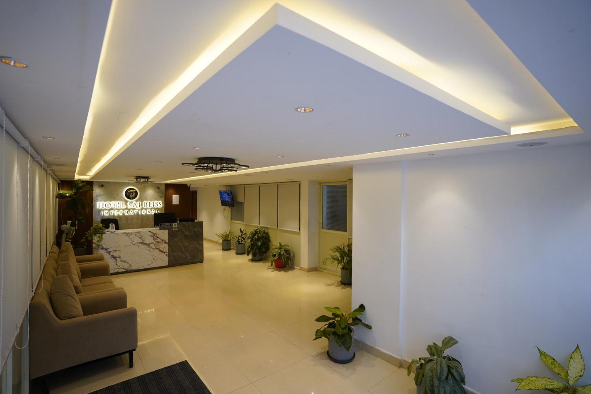 Sai Bliss Residency, Manyata Tech Park Hotel บังกาลอร์ ภายนอก รูปภาพ
