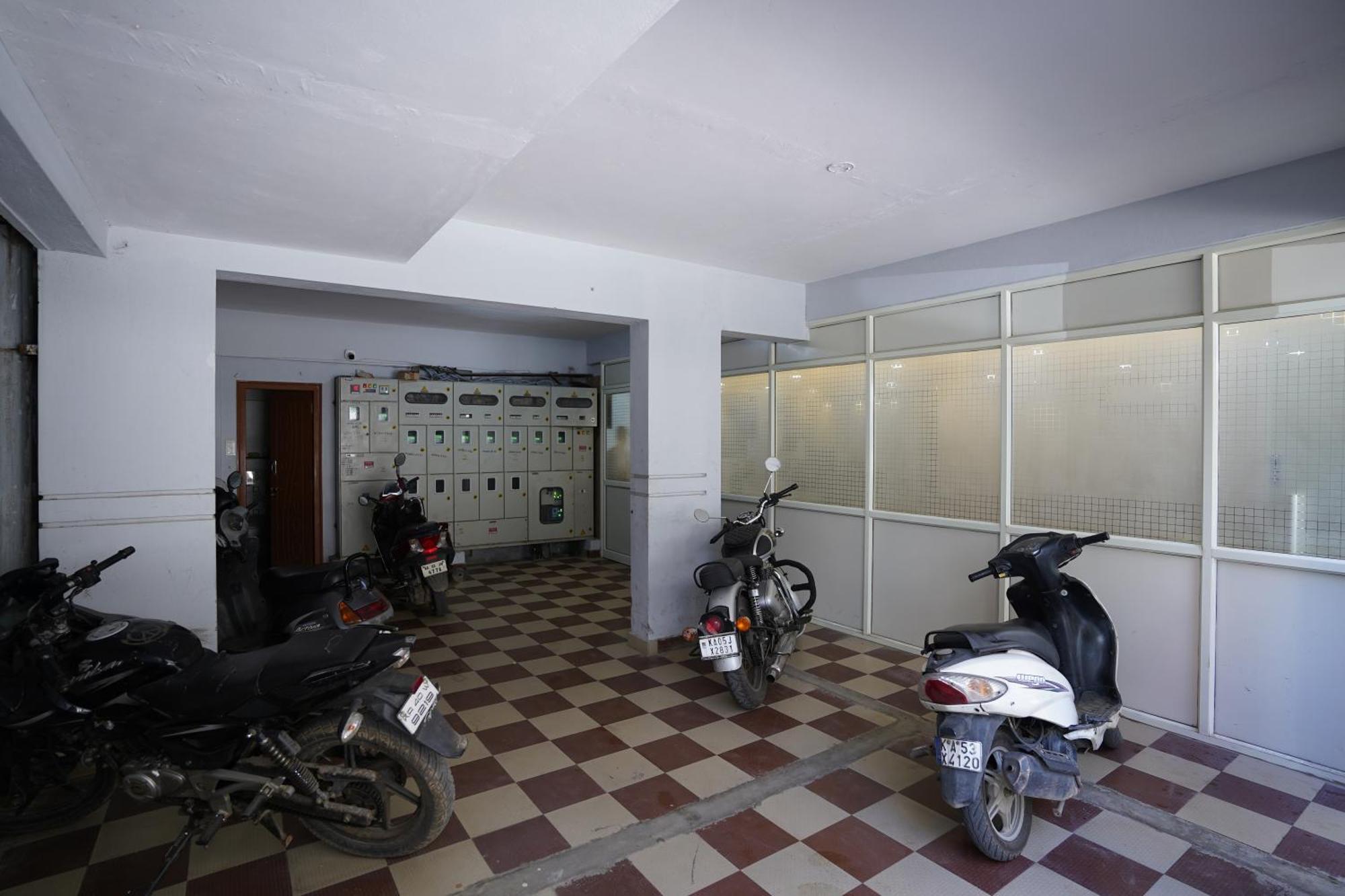 Sai Bliss Residency, Manyata Tech Park Hotel บังกาลอร์ ภายนอก รูปภาพ