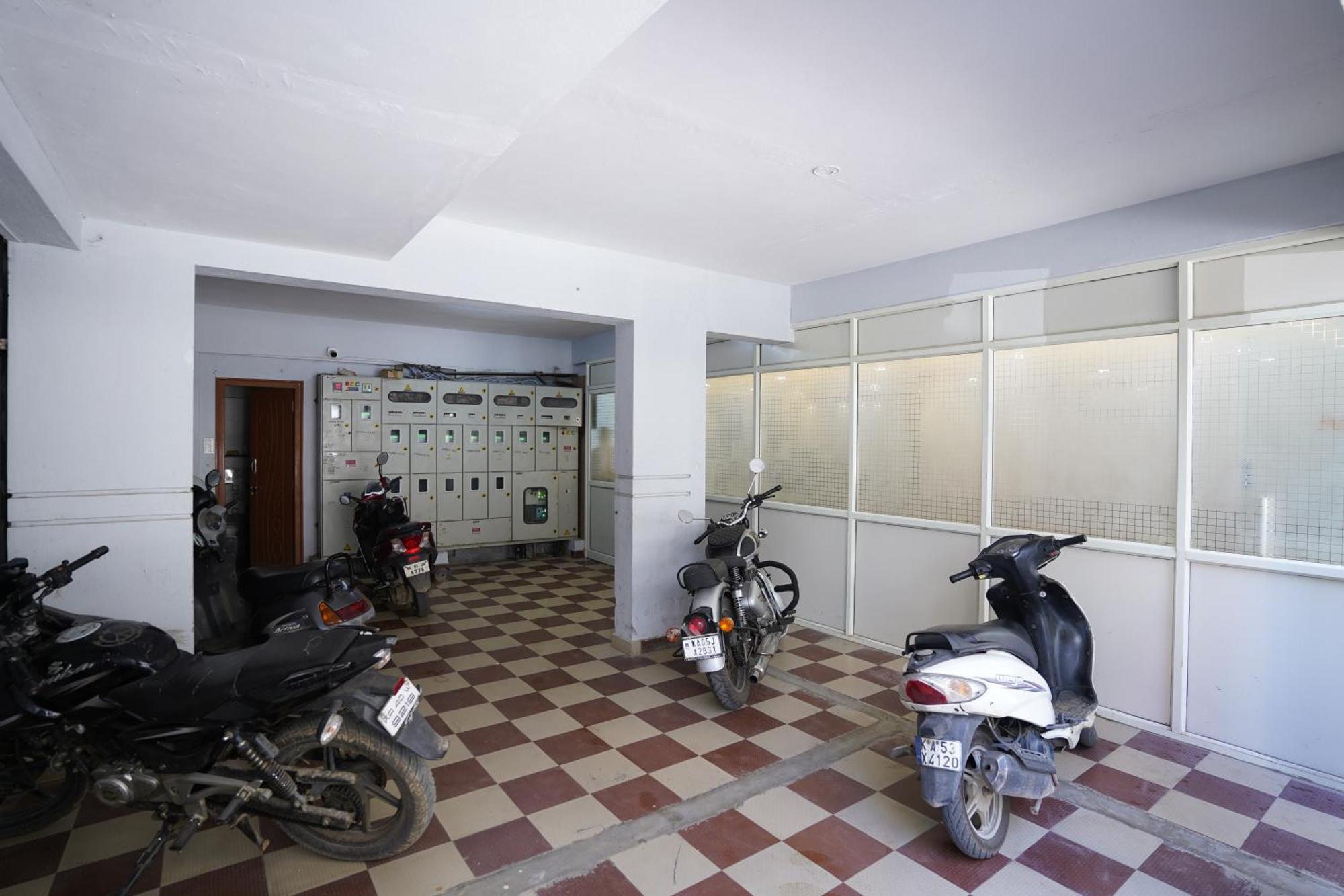 Sai Bliss Residency, Manyata Tech Park Hotel บังกาลอร์ ภายนอก รูปภาพ